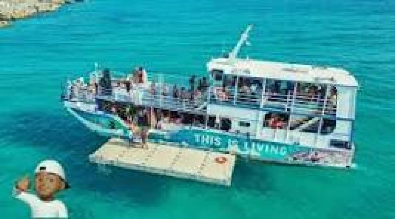KAYAK PRINCESS (CARRIACOU)